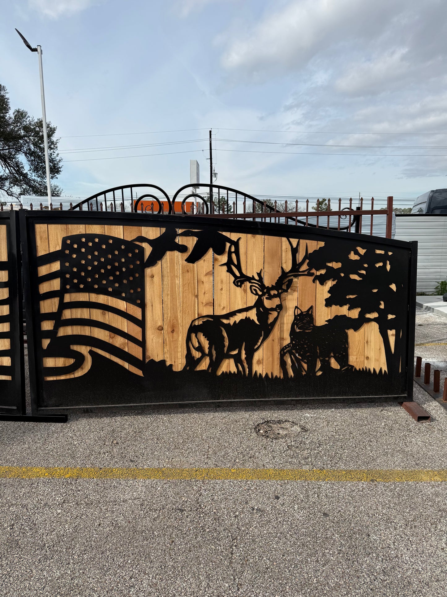Custom Wildlife & Patriotic Dual Swing Gate (20 ft. x 4 ft.)