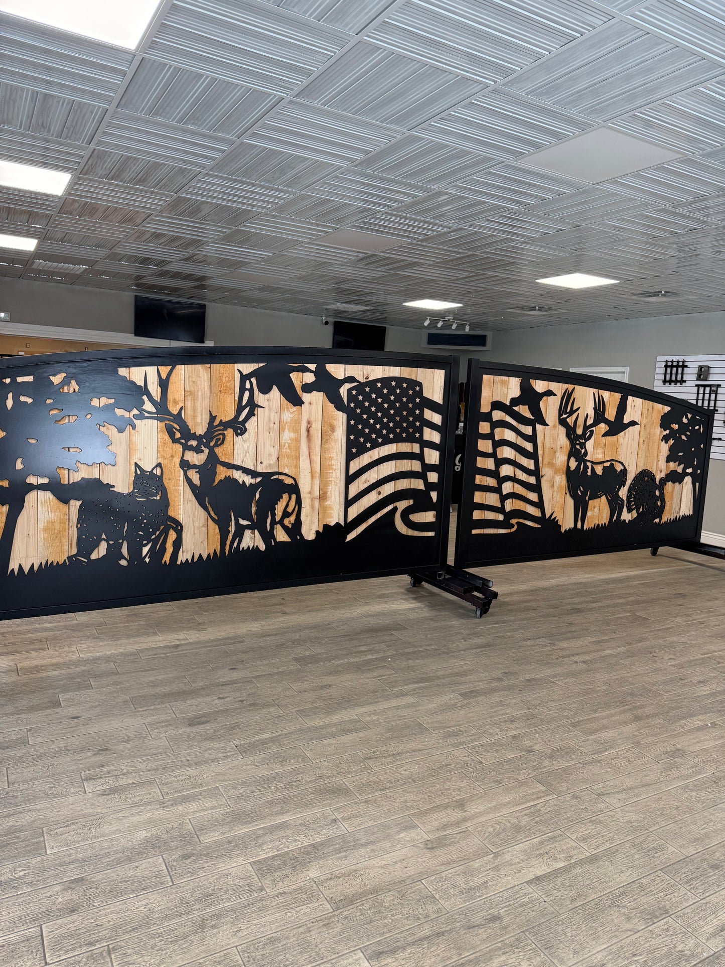 Custom Wildlife & Patriotic Dual Swing Gate (20 ft. x 4 ft.)